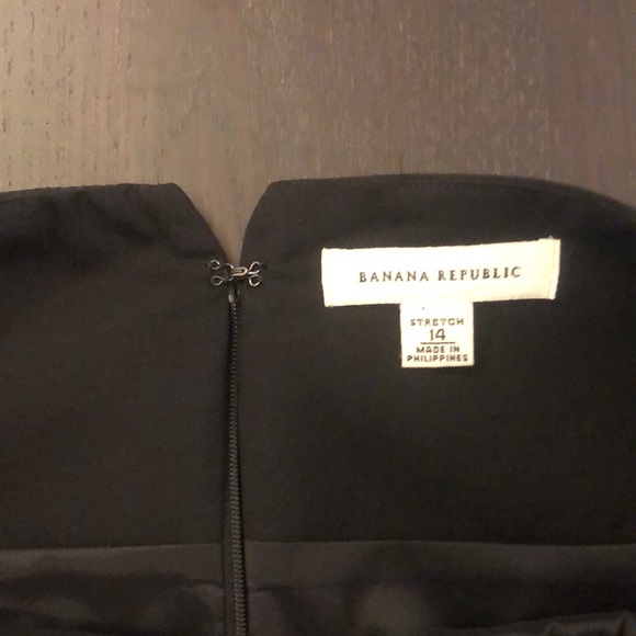 Banana Republic Skirt - Picture 3 of 5